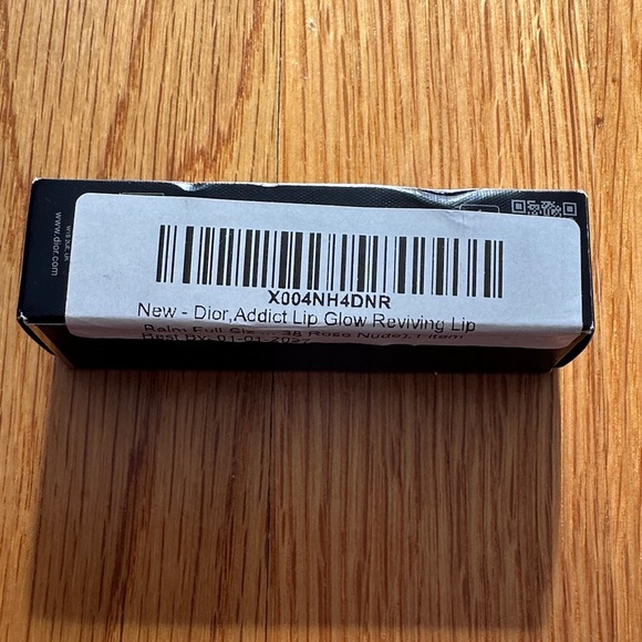 Yves Saint Laurent Red Quilted Vanity Case and Dior lipstick soft nude full size - Picture 9 of 14